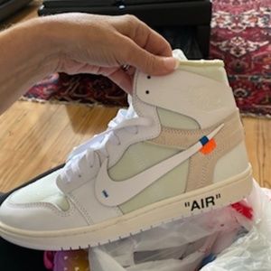 2018 mens size 12 Jordan 1 Retro High Off White